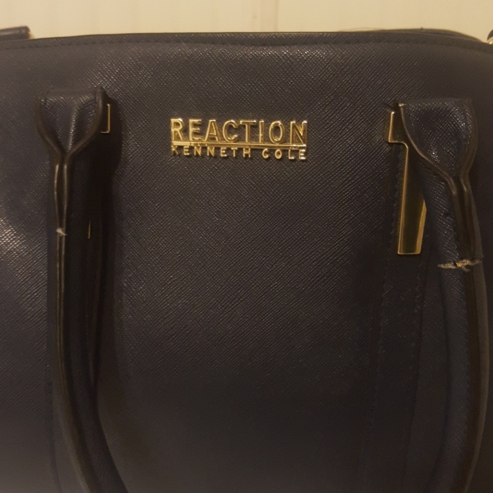 Reaction Kenneth Cole purse